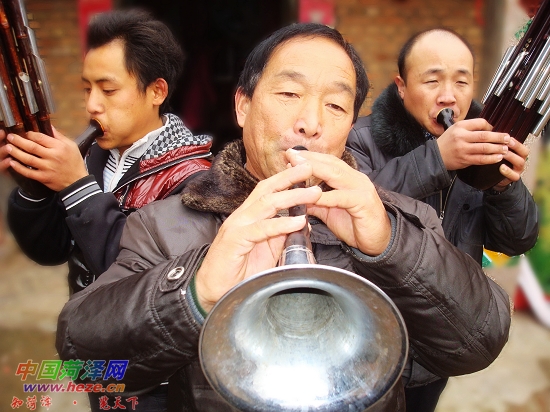 老田小田同曲异调父子俩