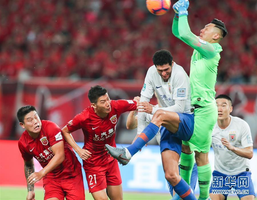 （体育）（6）足球——足协杯：山东鲁能泰山胜上海上港晋级决赛