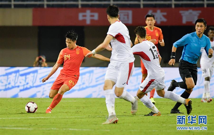 （体育）（3）足球——中国之队国际足球锦标赛：中国U22队胜约旦U22队