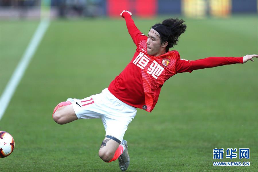 （体育）（34）足球——中超：广州恒大夺得第八冠