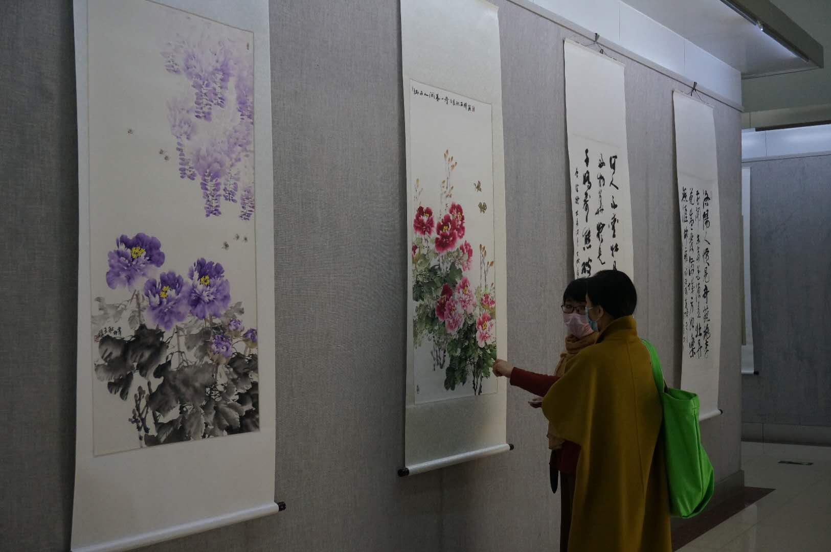 牡丹牵情翰墨香洛阳菏泽牡丹书画联展在我市举办