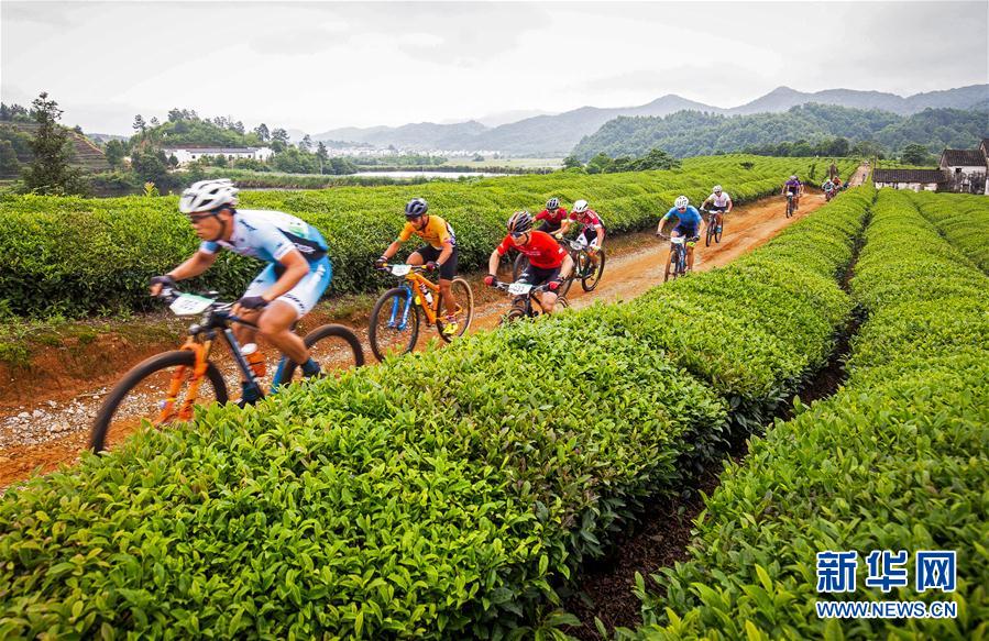 （体育）（2）自行车——珍珠山山地自行车越野挑战赛在江西婺源举行